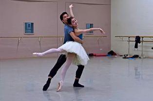 芭蕾在线观看,在线欣赏经典舞剧的便捷之旅  第2张 芭蕾在线观看,在线欣赏经典舞剧的便捷之旅  第2张