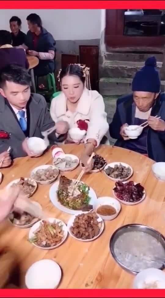 娱乐吃瓜酱彩礼,娱乐吃瓜酱带你揭秘娱乐圈彩礼真相  第3张 娱乐吃瓜酱彩礼,娱乐吃瓜酱带你揭秘娱乐圈彩礼真相  第3张